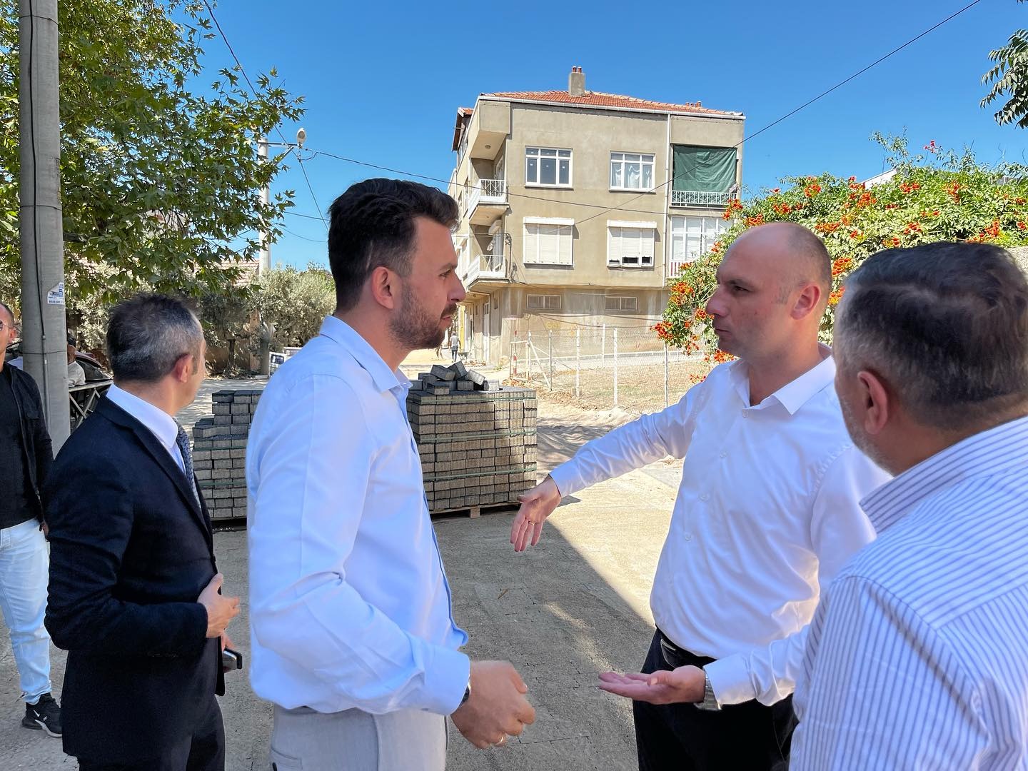 Hedefinde hizmet olan Balıkesir’in en genç Milletvekili Ali Taylan Öztaylan,