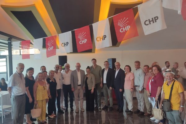 CHP’DE İLÇE KONGRELERİ DEVAM EDİYOR