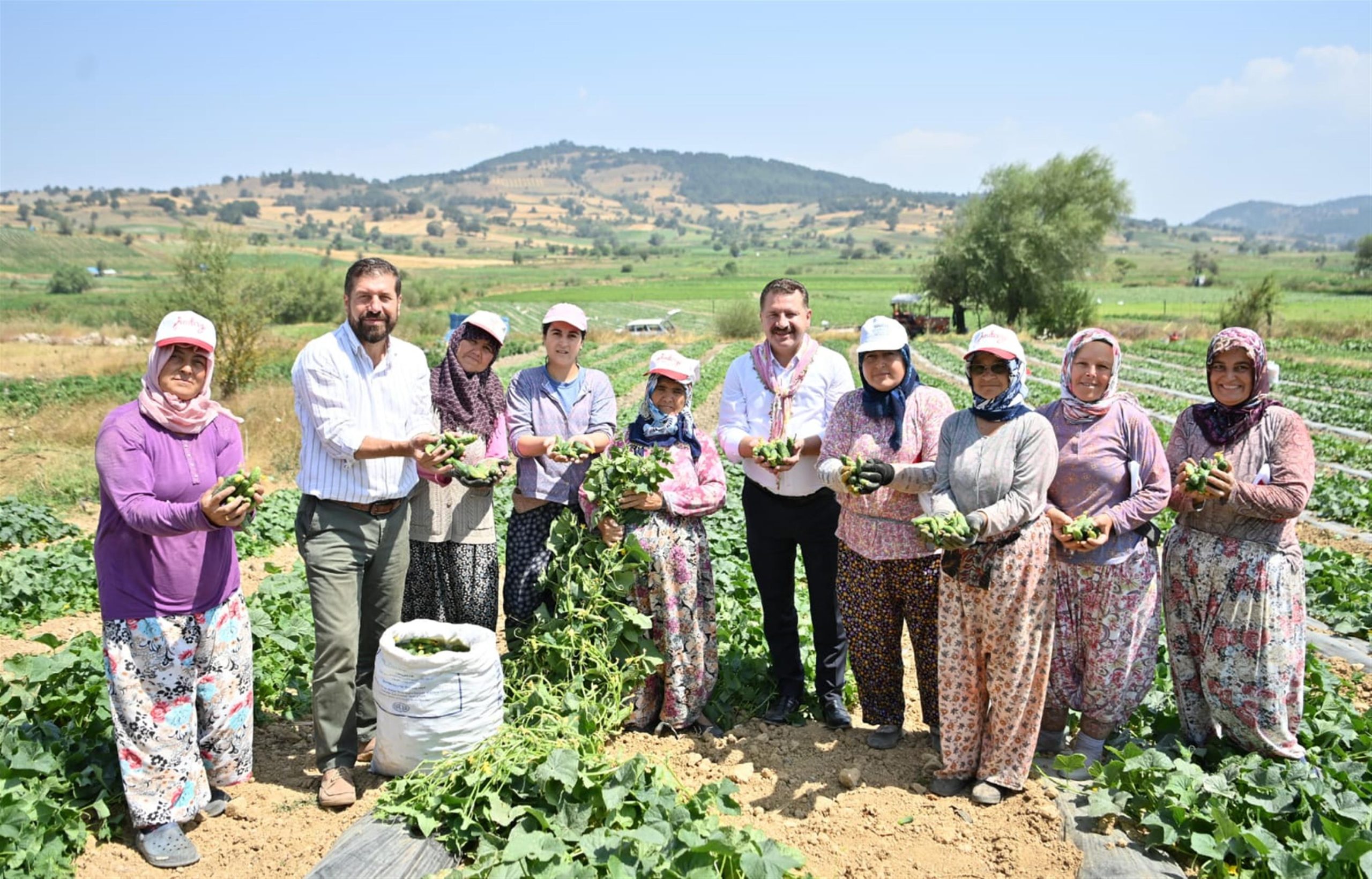 Balıkesir Büyükşehir Belediye Başkanı Yücel Yılmaz, Sındırgı’nın coğrafi işaretle tescilli