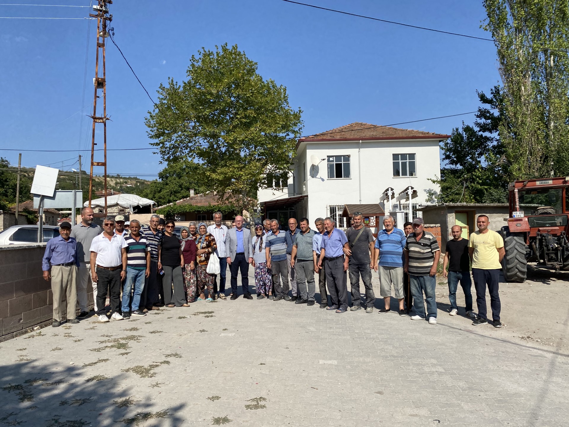 Ayvalık, Burhaniye ve Balıkesir’in bir çok ilçe ve mahallelerinde yaşanan