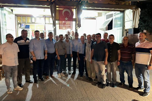 BAŞKAN ADAYI GİBİ ÇALIŞIYOR