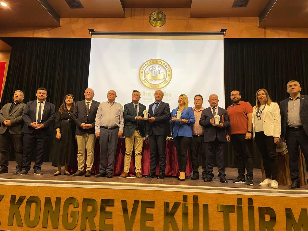 Susurlukta Deprem sempozyumu düzenlendi; Moderatörlüğünü Prof. Dr. Abdullah Soykan’ın yaptığı