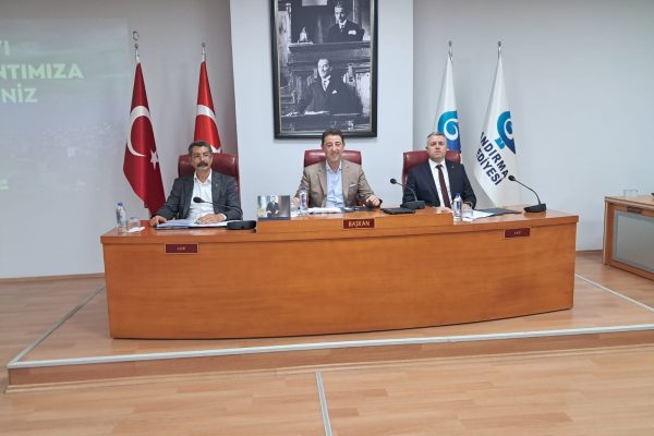 ESKİ MEZARLIK NİHAYET KURTULUYOR