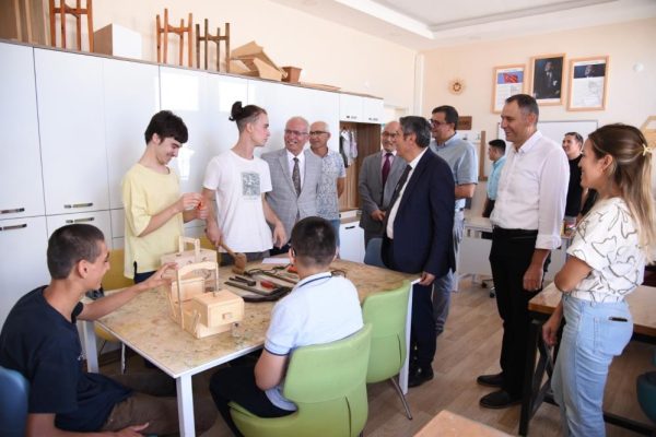 ÖZEL ÖĞRENCİLERE ÖZEL ZİYARET