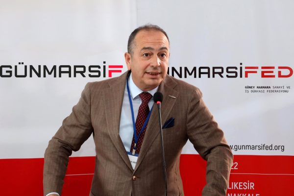 “BÜYÜME KUTSAL BİR SÖZCÜK DEĞİL; DOĞRU İŞLERİN SONUCU OLMALI.”