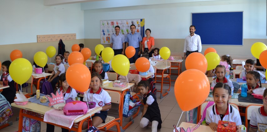 4 Eylül günü uyum haftası çerçevesinde ders başı yapan anaokulu