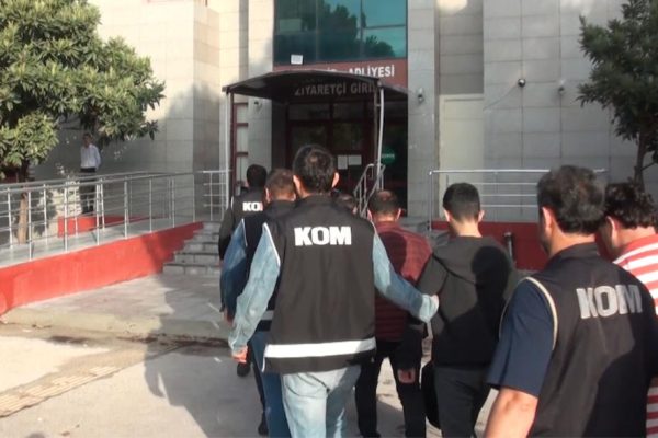FETÖ OPERASYONUNDA 11 KİŞİ TUTUKLANDI