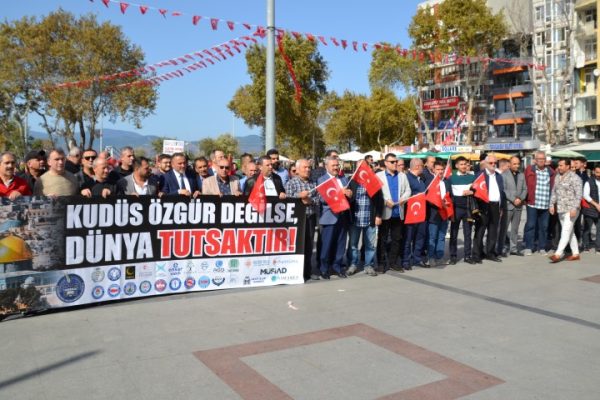 BANDIRMA’DAN FİLİSTİN’E DESTEK AÇIKLAMASI