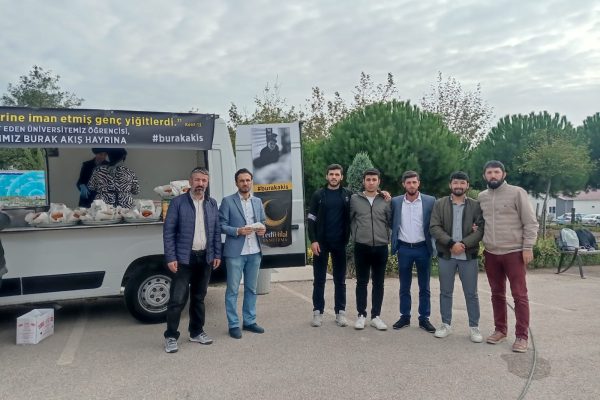 DEPREMDE ÖLEN ARKADAŞLARINI UNUTMADILAR