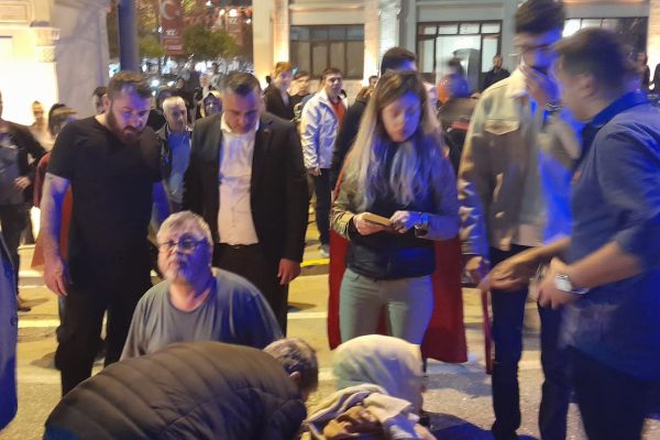 YARALI KAZAZEDEYE DOĞAN MORAL VERDİ