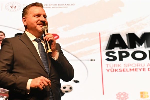 BÜYÜKŞEHİRDEN AMATÖR SPOR KULÜPLERİNE 30 MİLYONLUK DESTEK