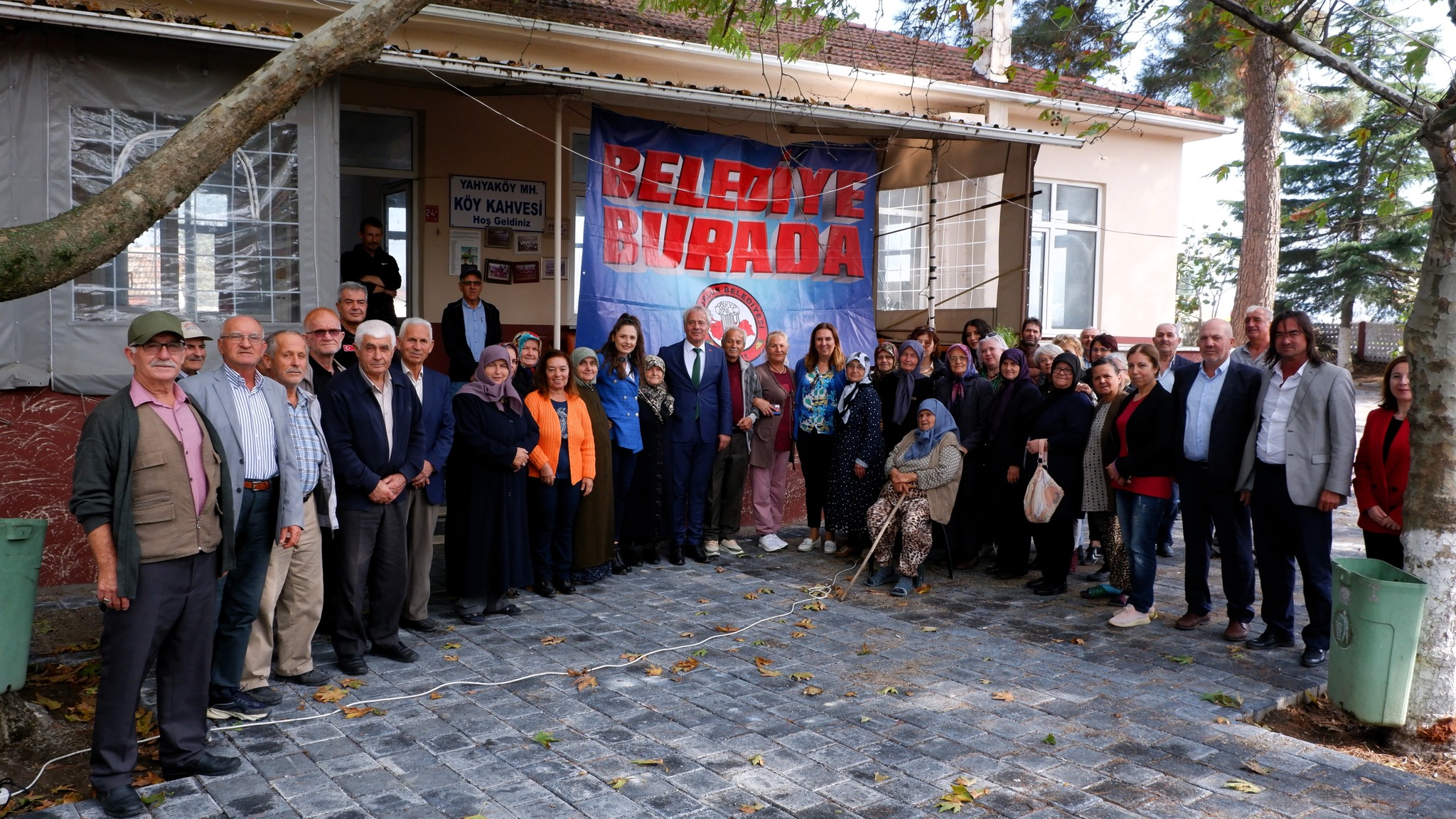 Susurluk Belediye Başkanı Nurettin Güney, tüm belediye personeli ile şehit