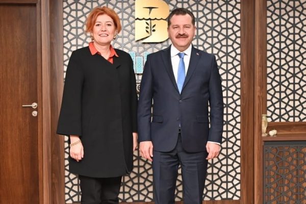 OYA YÜCEL’DEN BAŞKAN YILMAZ’A ZİYARET