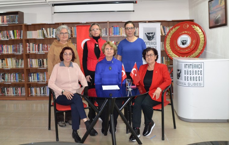   Atatürkçü Düşünce Derneği Şube Başkanı Zeynep Yeşiltaş yaptığı açıklamada 