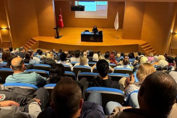 BALIKESİR’DE GENÇLERE PSİKOLOJİK DESTEK VERİLİYOR