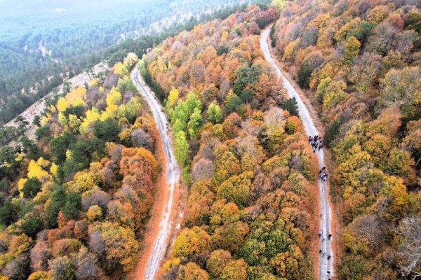ULUS DAĞI SONBAHARIN RENKLERİNE BÜRÜNDÜ