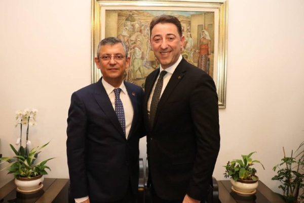 TOLGA TOSUN GENEL BAŞKAN ÖZGÜR ÖZEL’İ ZİYARET ETTİ