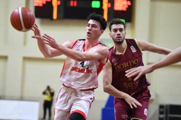 GEMLİK’TEN ELİ BOŞ DÖNDÜK ( 84-77 )