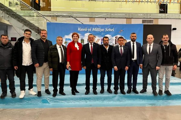 AK PARTİ’DE TEMAYÜL YOKLAMASI YAPILDI