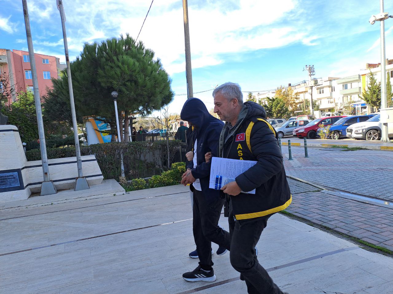 Bandırma’da çaldığı servis aracıyla Bursa’ya giden şahıs Polis ekiplerinin “Dur”