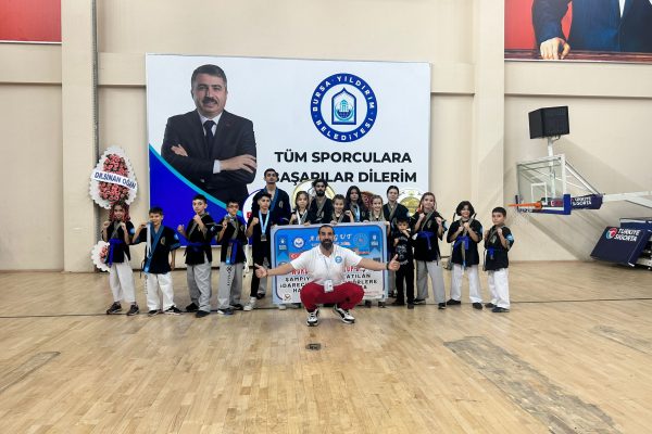 EFSANE GERİ DÖNDÜ