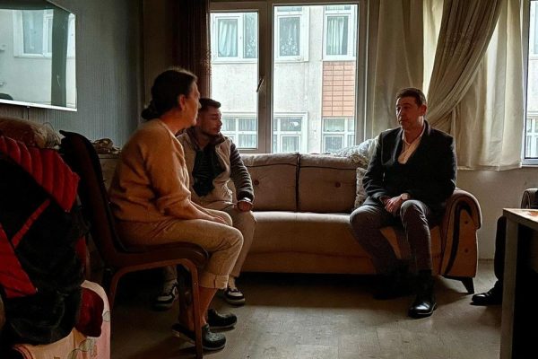 BAŞKAN TOLGA TOSUN’DAN GEÇMİŞ OLSUN ZİYARETİ