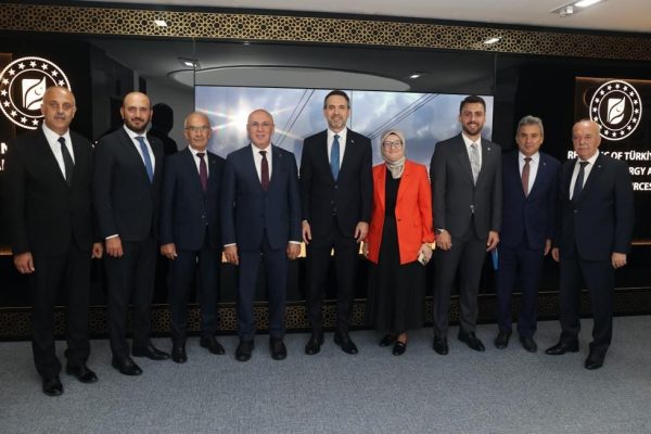 MANYAS DOĞAL GAZINA KAVUŞUYOR !