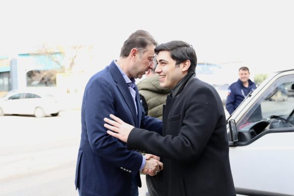 EKREM OKUR ADINA HAYIR YEMEĞİ İKRAM EDİLDİ
