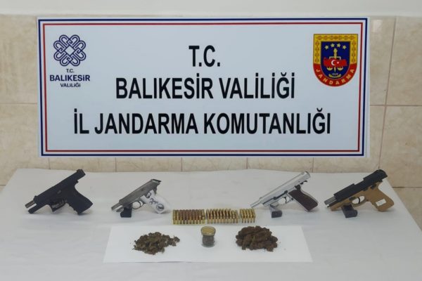 SİLAH OPERASYONUNDA 17 GÖZALTI