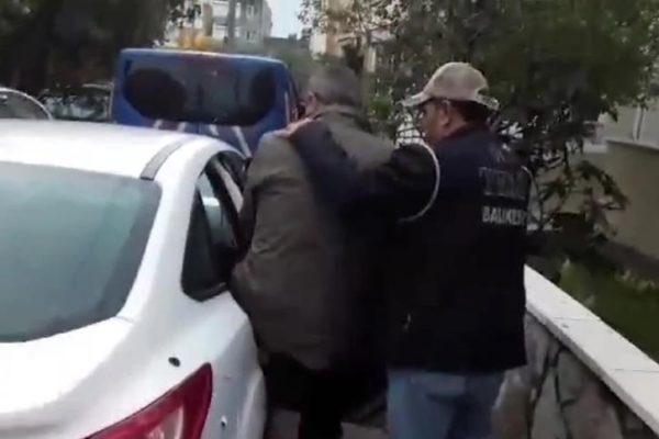 TERÖR PROPAGANDASI YAPAN 4 KİŞİYE ŞAFAK OPERASYONU