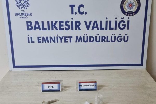 ERDEK’TE UYUŞTURUCU OPERASYONUNDA 4 KİŞİ YAKALANDI