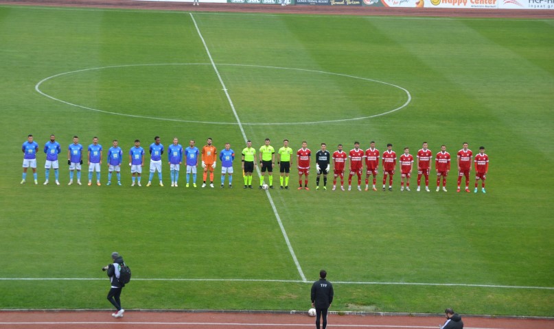TEKSÜT BANDIRMSPOR:  3     SOMASPOR: 1 HAKEMLER: Semih Kurt ***,