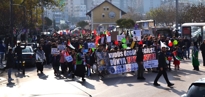 Bandırma Sivil Toplum Kuruluşları Birliği 10 Aralık İnsan Hakları Gününde