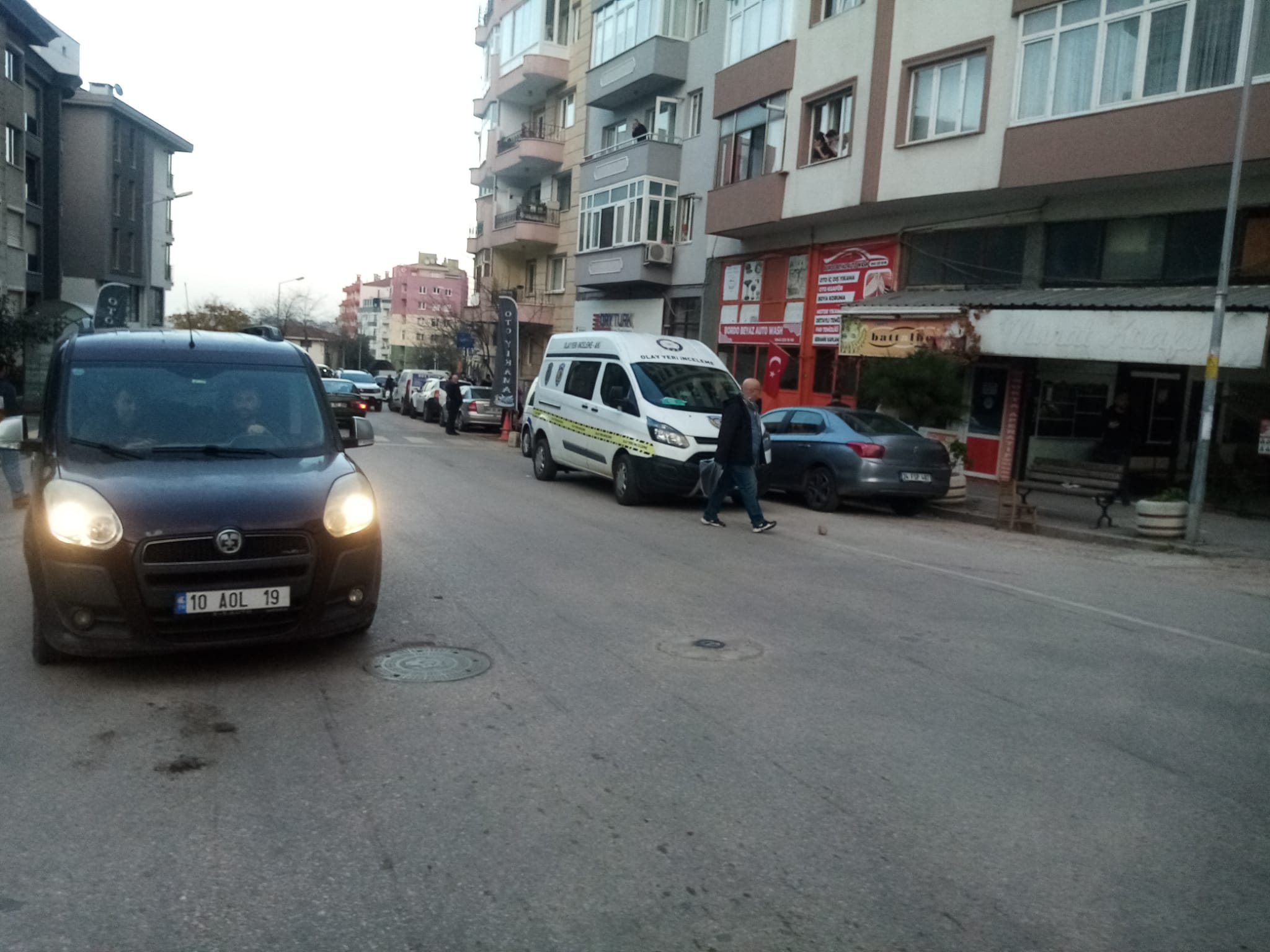 Bandırma Paşabayır Mahallesi Mehmetçik Caddesi üzerinde bulunan bir oto yıkama