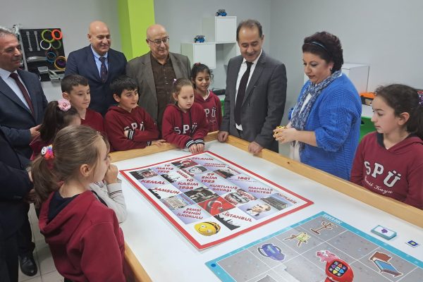 KEV’DEN ŞEHİT PLT ÜSTG. CEMİL KAYA ORTAOKULU’NA ROBOTİK KODLAMA ATÖLYESİ