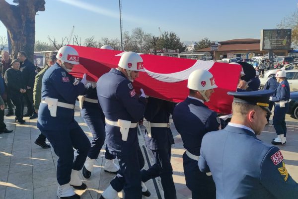 BİR BABANIN EN ACI GÜNÜ… OĞLUNUN CENAZE NAMAZINI KILDIRDI