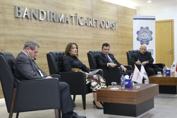 DEDEOĞLU İŞ DÜNYASI’NIN TALEPLERİNİ SIRALADI