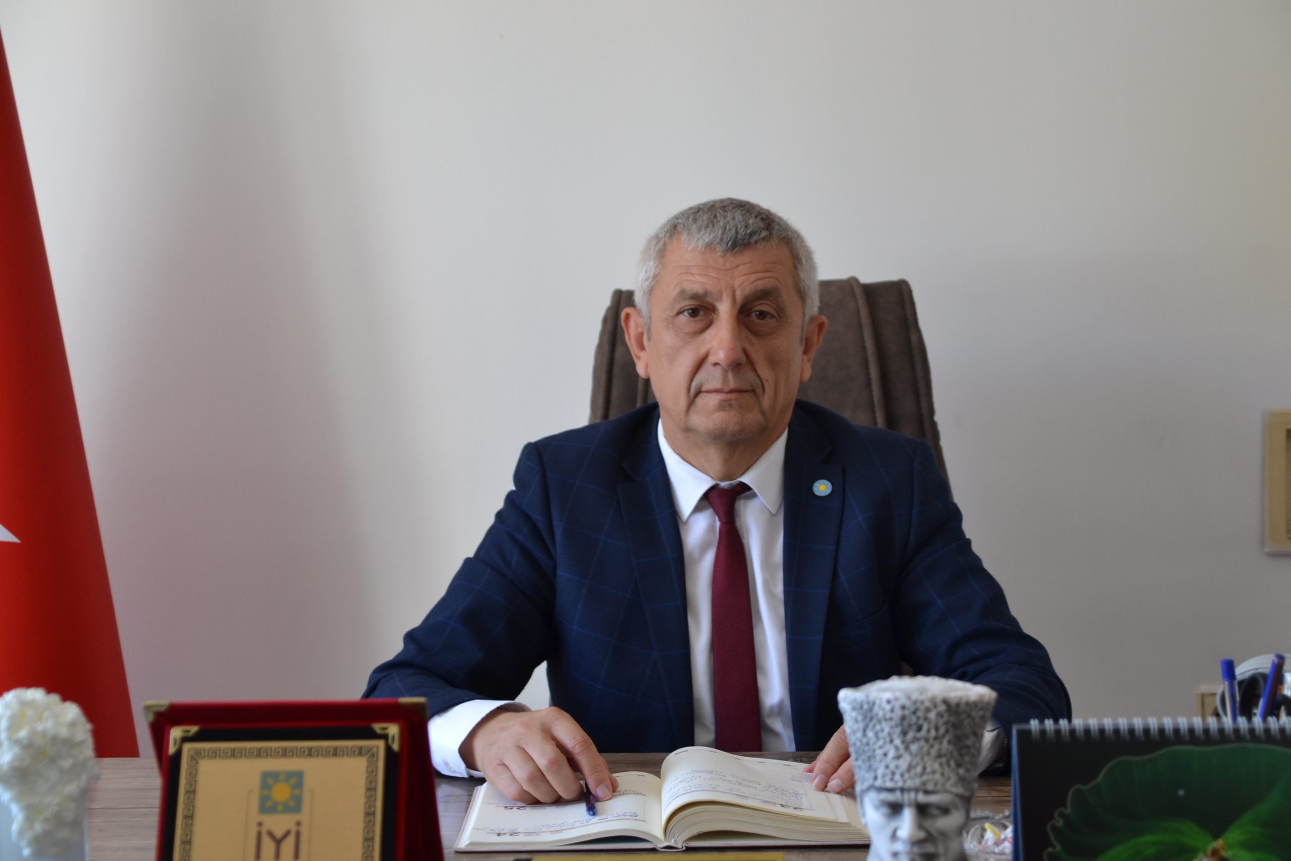 İyi Parti’den belediye başkan aday adayı olan Necmi Sert sosyal