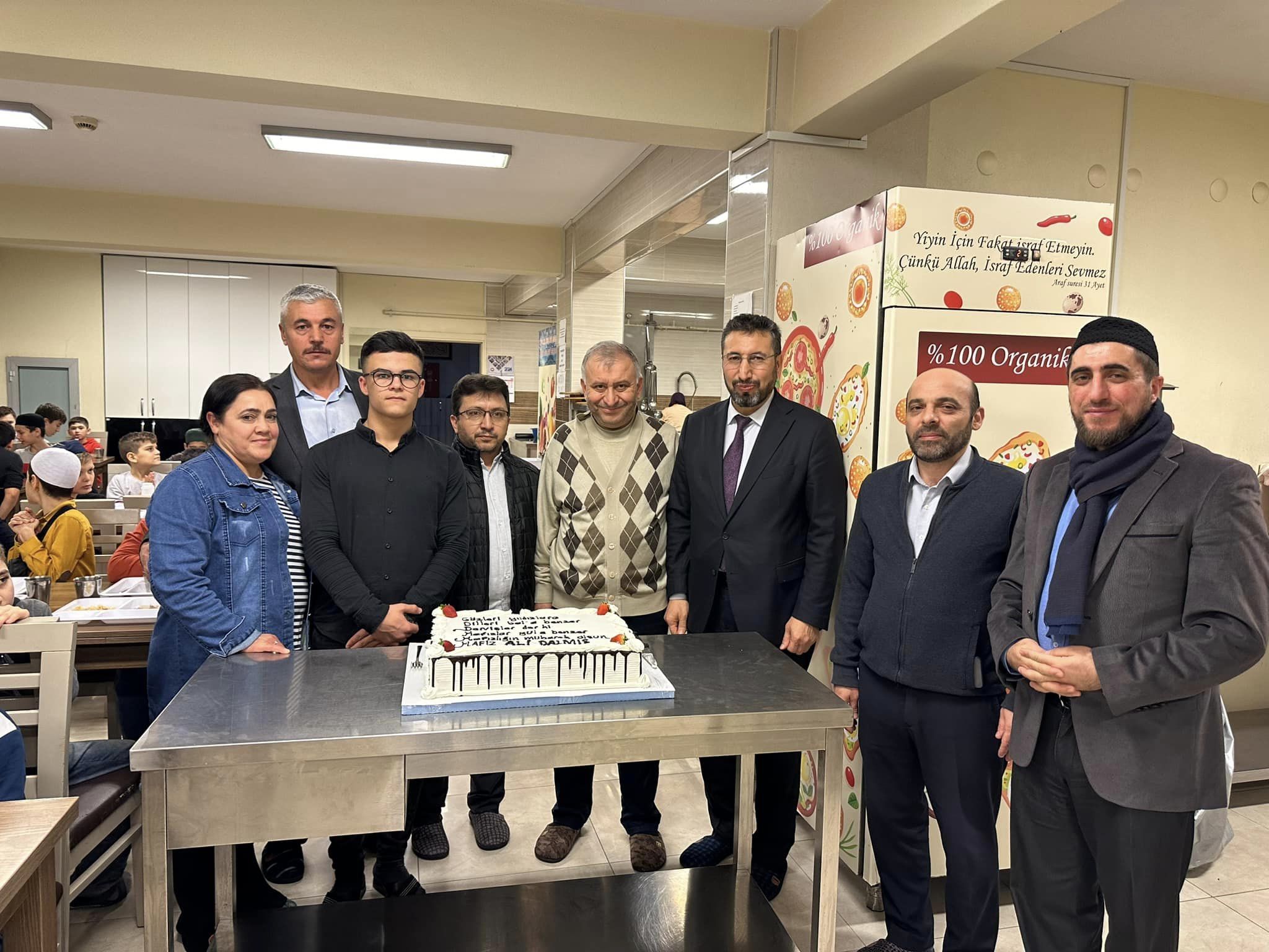Bandırma Müftülüğü Tekke Hafızlık Kur’an Kursunda hafızlık heyecanı yaşandı. Kurs