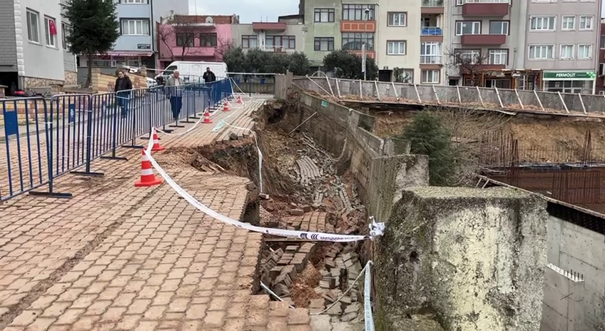 Bandırma’da, iflas eden inşaat firmasının yarım bıraktığı okul inşaatının istinat