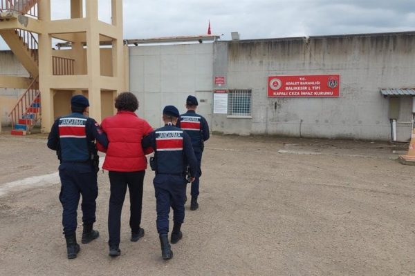 ARANAN FETÖ’CÜ YAKALANDI