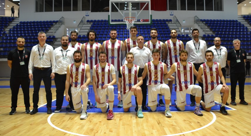   Basketbol 2. Liginde mücadele eden Bordo BK Onyedi Eylül