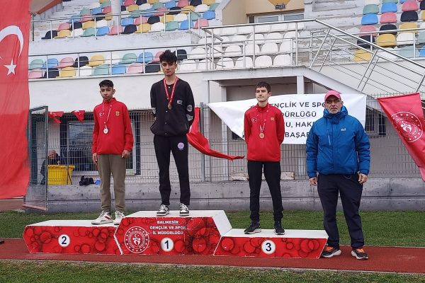 BANDIRMALI ATLETLER BAŞARILI DERECELERE İMZA ATTILAR