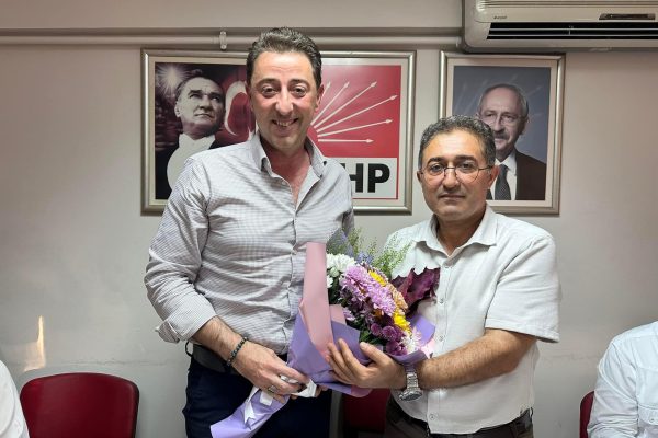 CHP’DE PANiK ATAK!