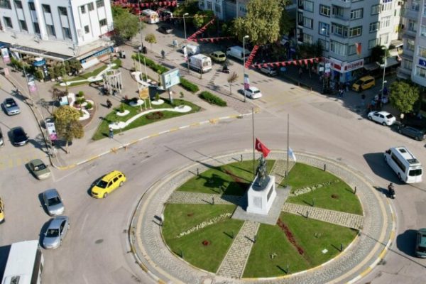 BANDIRMA’NIN NÜFUSU 166 BİN 836