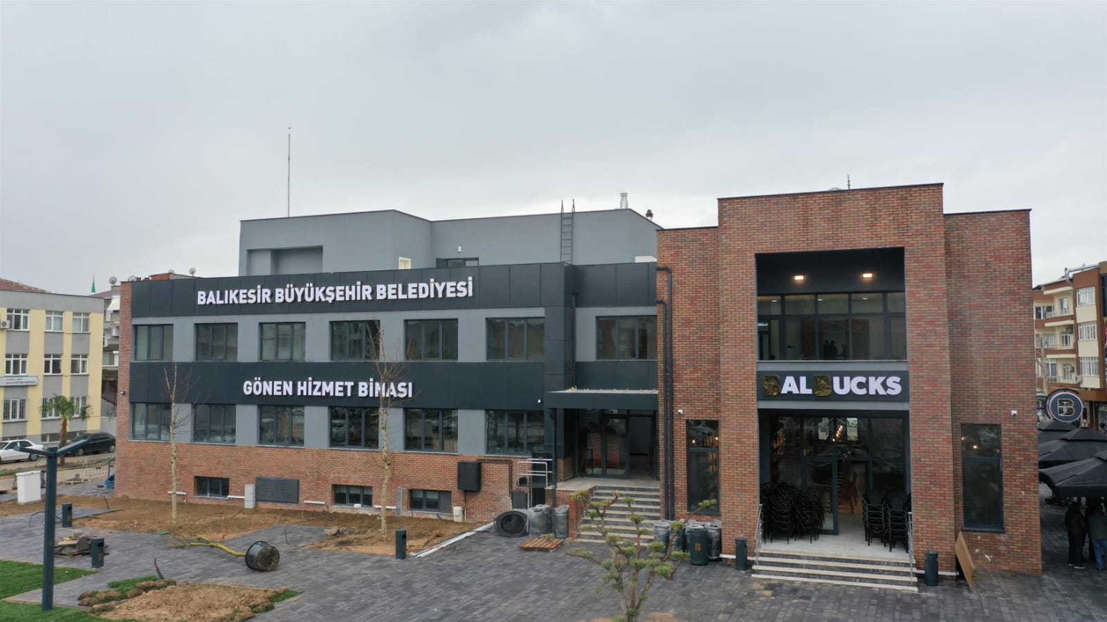 Gönen’in çehresini değiştirecek bölgenin en fonksiyonel hizmet binasını ilçeye kazandıran