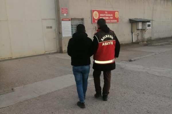 CİNSEL İSTİSMARDAN ARANAN KİŞİ YAKALANDI
