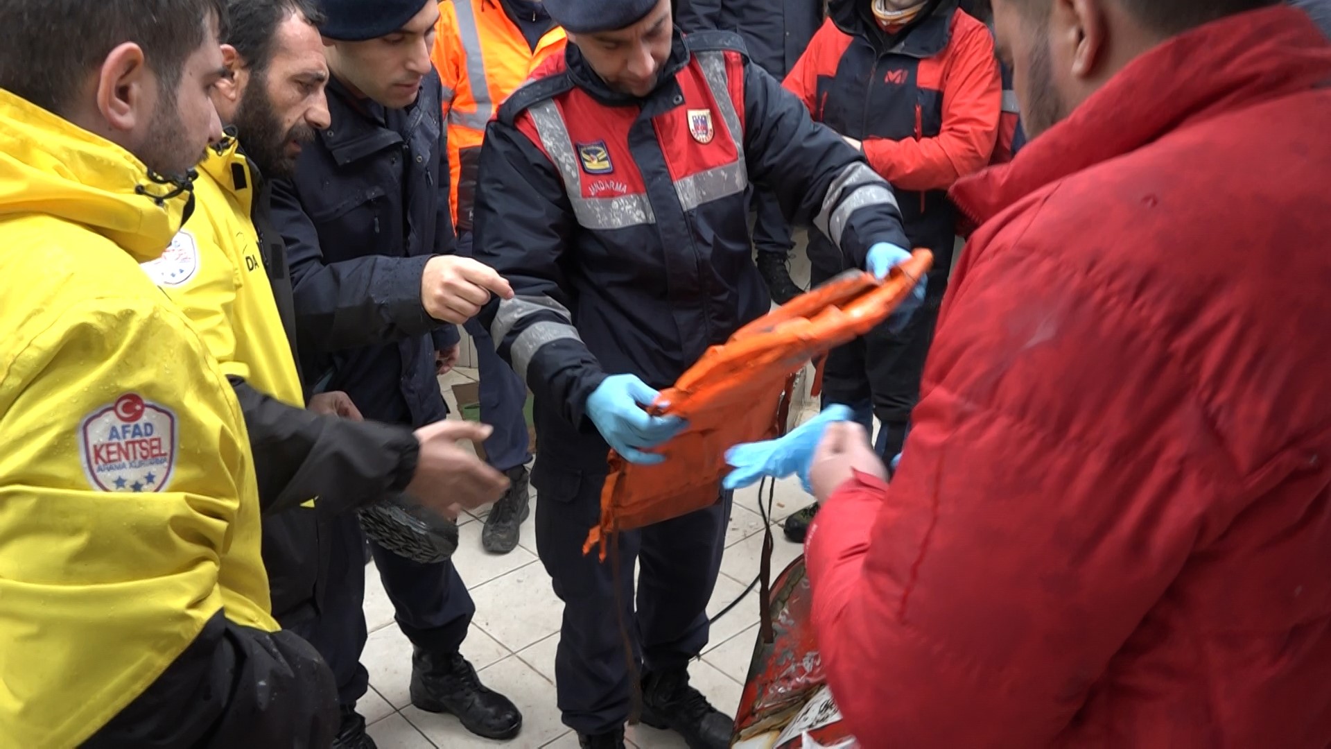 Marmara Denizi’nin İmralı Adası güneyinde batan kuru yük gemisinden geriye