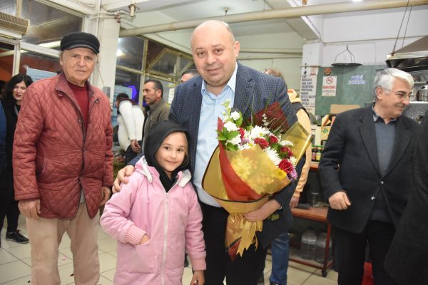 BAŞKAN PALAZ GİTTİĞİ HER YERDE COŞKUYLA KARŞILANIYOR