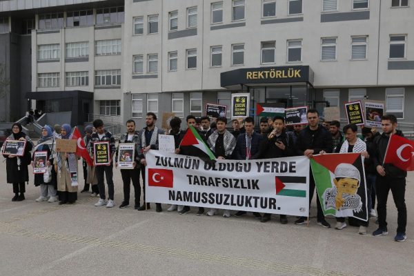 BANÜ ÖĞRENCİLERİNDEN FİLİSTİN’E DESTEK